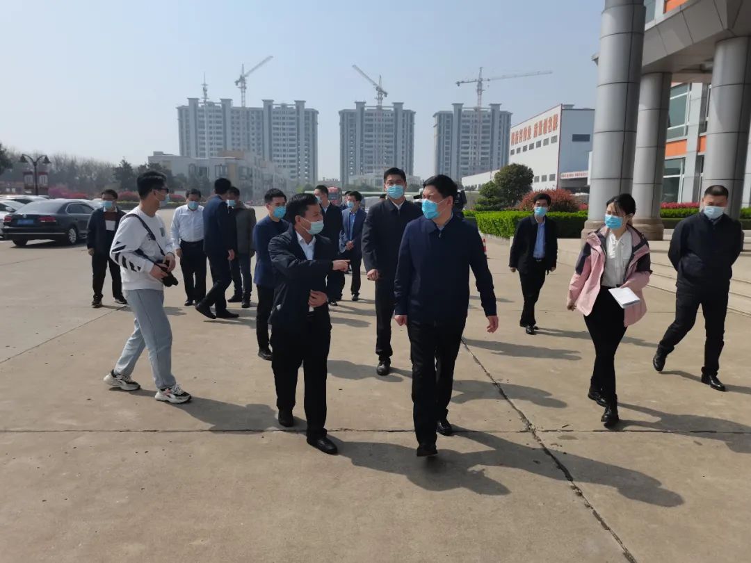 新沂市委书记陈堂清走访江苏j9国际站备用铝材，调研企业防疫稳出产工作